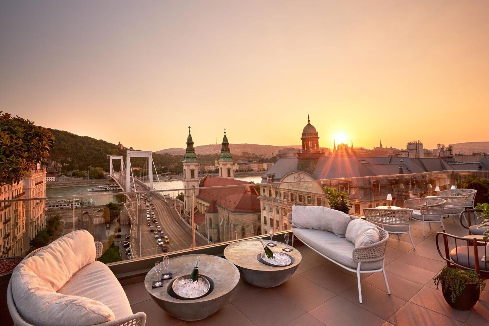 Matild Palace, A Luxury Collection Hotel Budapest Exterior photo